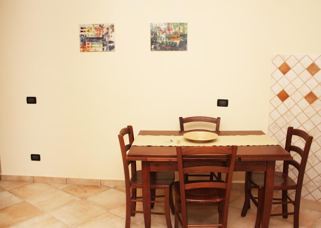 Villa Suber Sperlonga Habitación foto