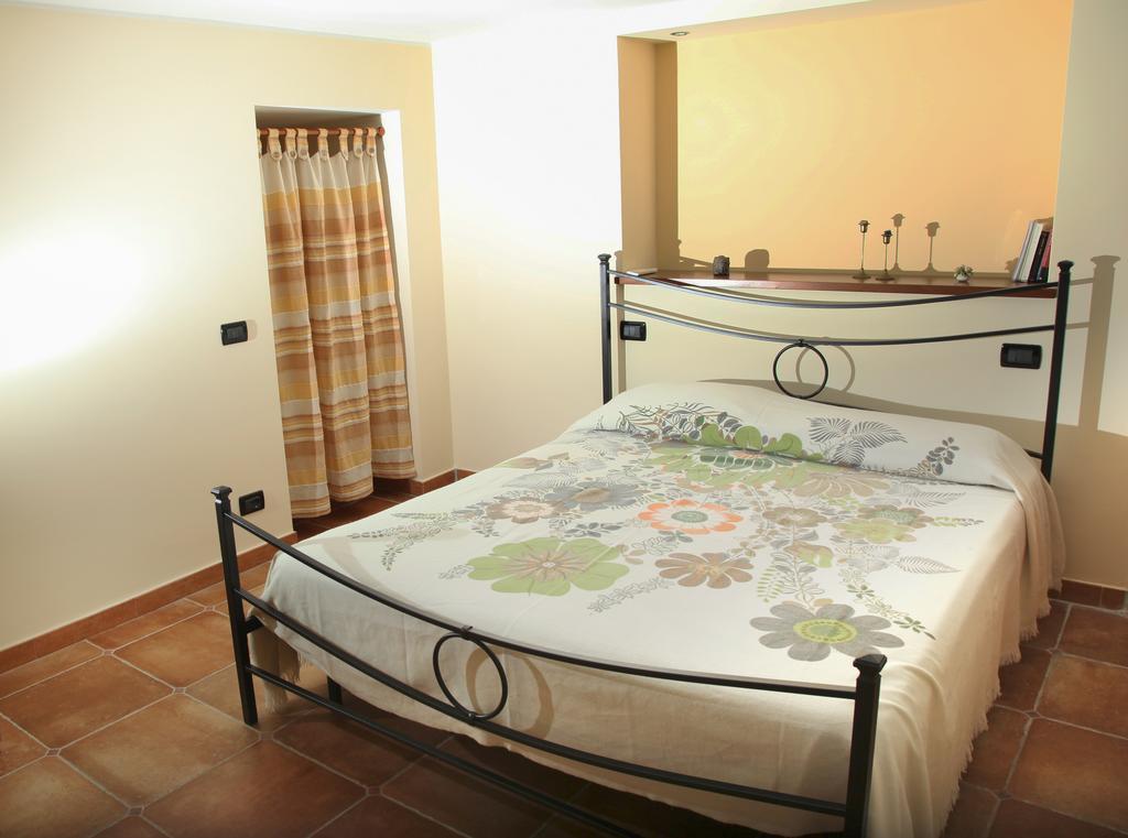 Villa Suber Sperlonga Habitación foto